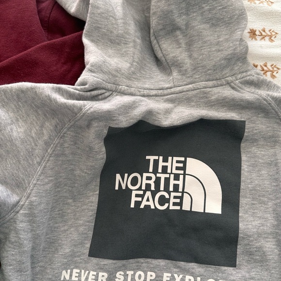 Patagonia, North Face Hoodie Bundle XS/S - Picture 4 of 5